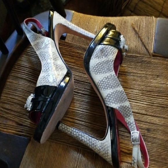 Beverly Feldman sling back pumps 10 - Picture 3 of 8